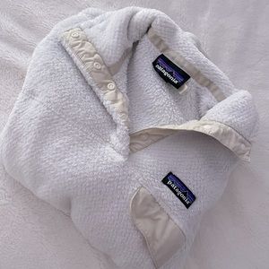 Patagonia small white fleece